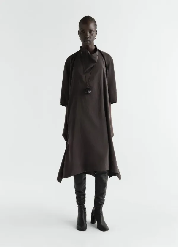 SOFT-COLLAR DRESS IN DRY SILK
