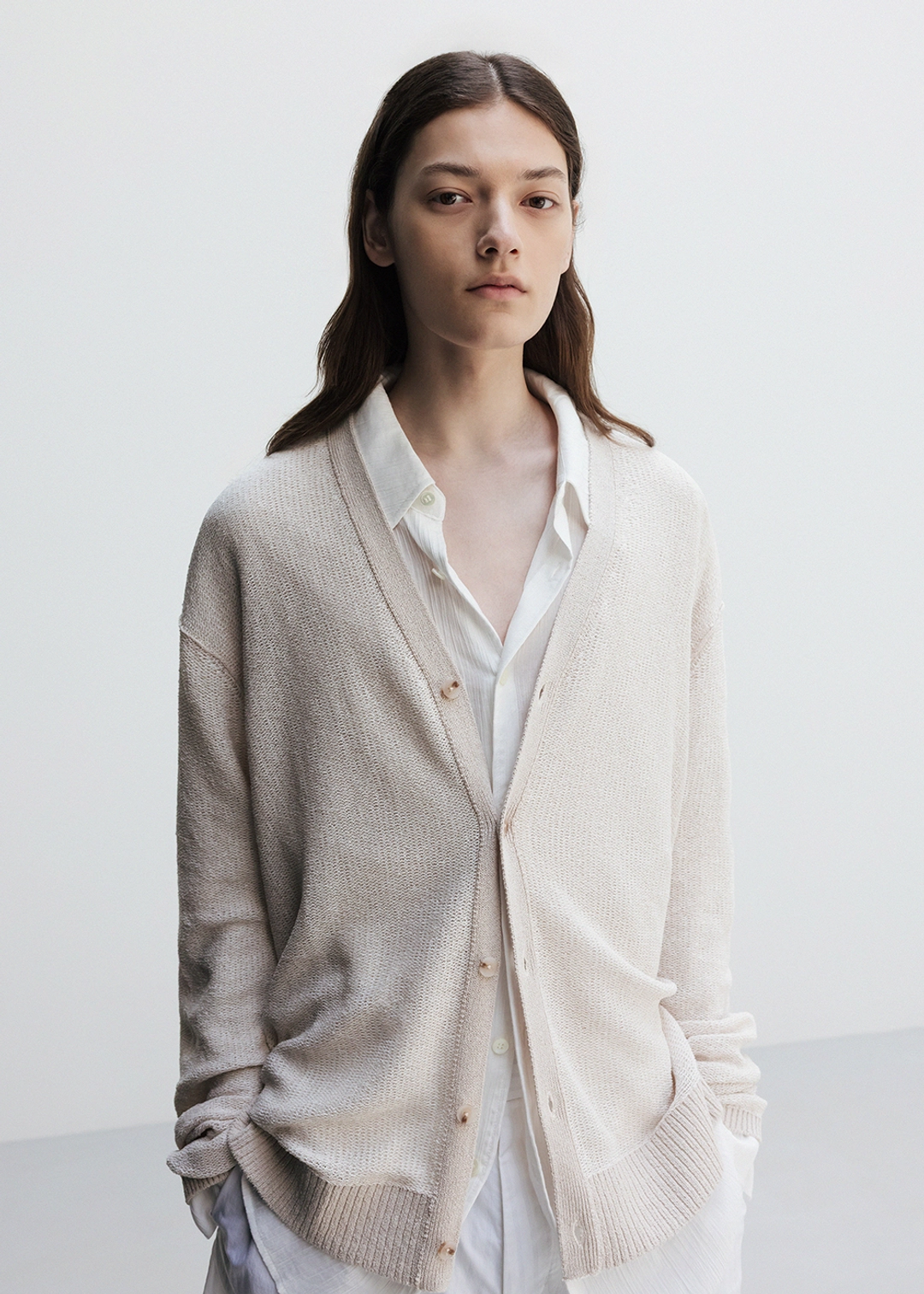우마뭉 Japanese paper yarn Y neck cardigan_Paper 상품 이미지 2