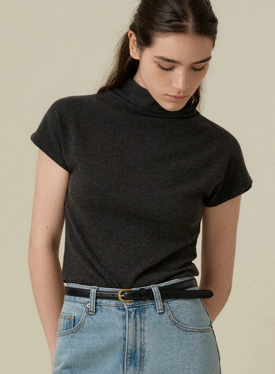 망고매니플리즈 VELI COWL NECK TEE_CHARCOAL 상품 이미지 2