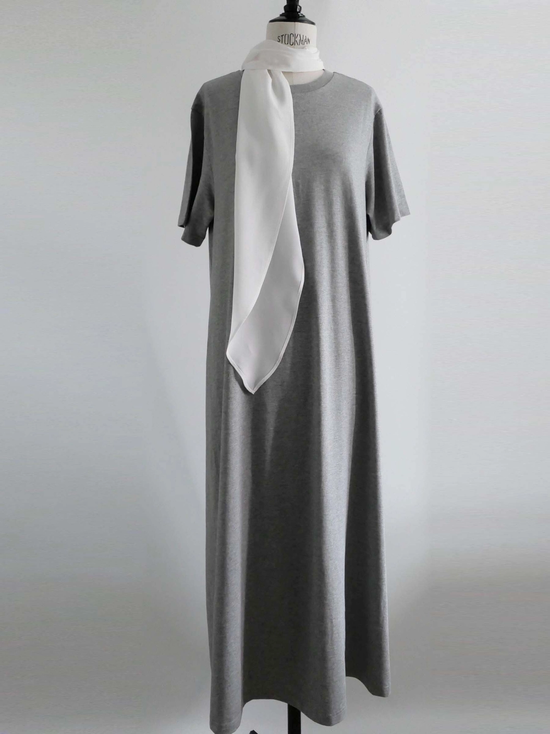 심플멍 Le Scarf Maxi Dress (gray) 상품 이미지 1