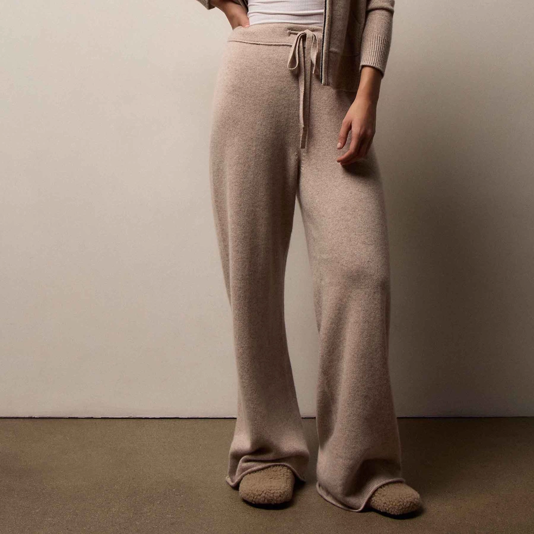 제임스펄스 Women's Recycled Cashmere Track Jacket & Recycled Cashmere Wide Leg Pant Gift Set - Stone 상품 이미지 3