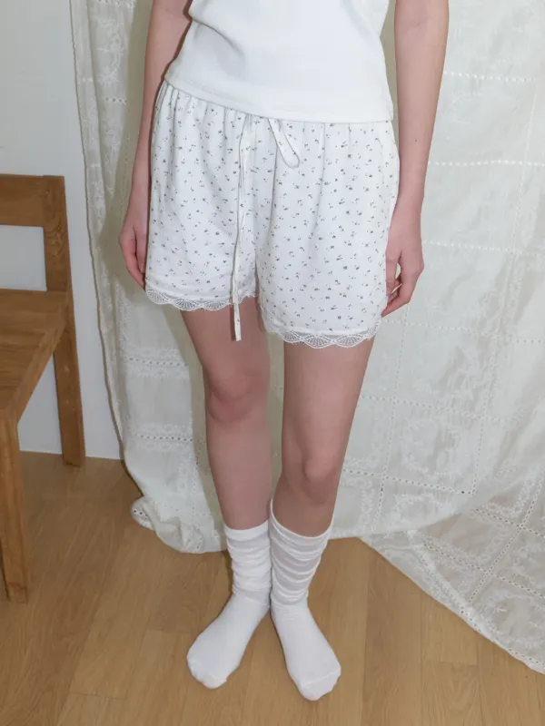 Scene flower banding shorts (white)