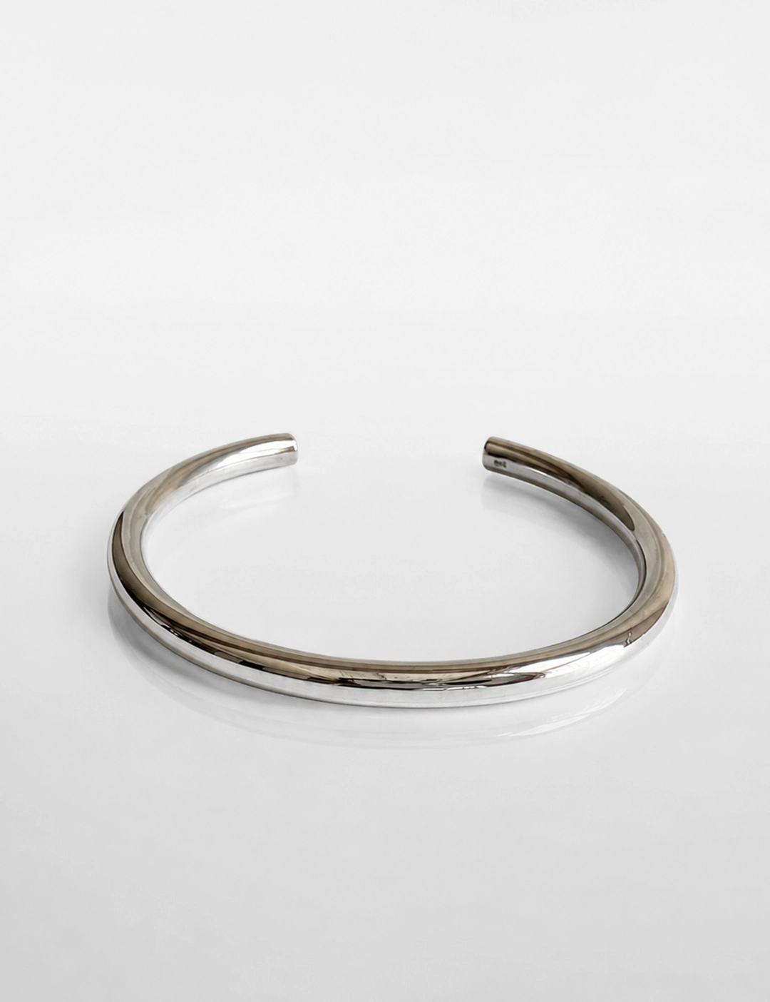 에뜨리브 Bold Curve Bangle 상품 이미지 1