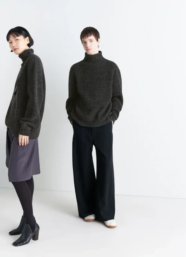 HIGH NECK SWEATER