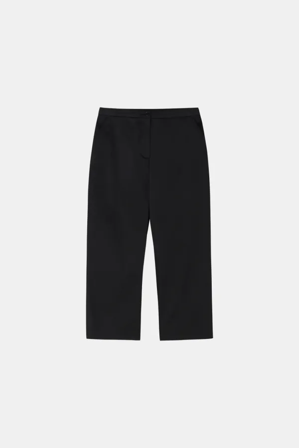 [9th] Mary Capri Pants in Black