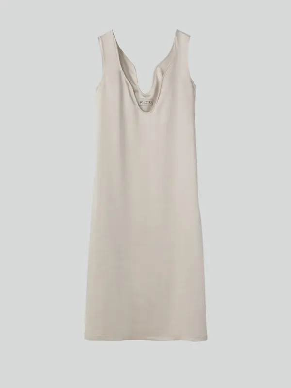 CURVED WIRE NECK DRESS (PALE BEIGE)