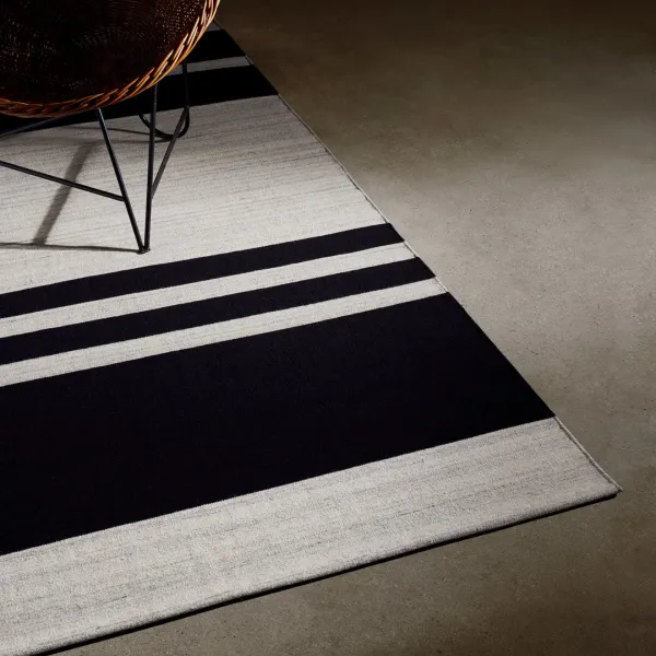 Multi Stripe Area Rug 8Ft X 10Ft - Natural/Black Stripe