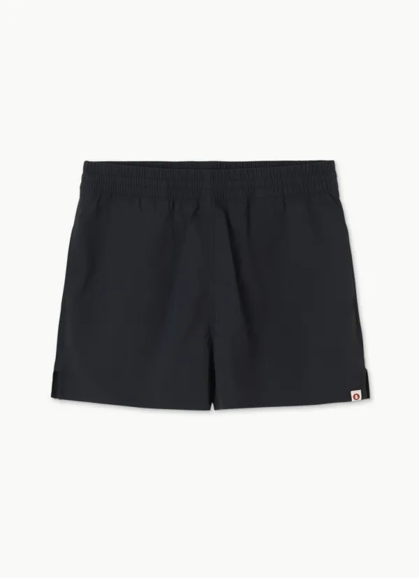 Light track shorts_Black