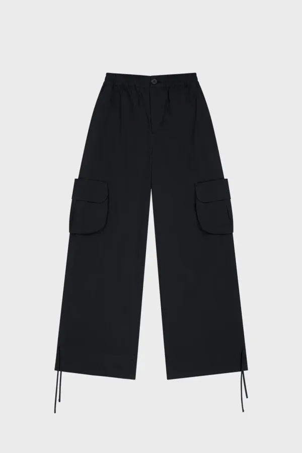 DRAWSTRING PARACHUTE CARGO PANTS (BLACK)