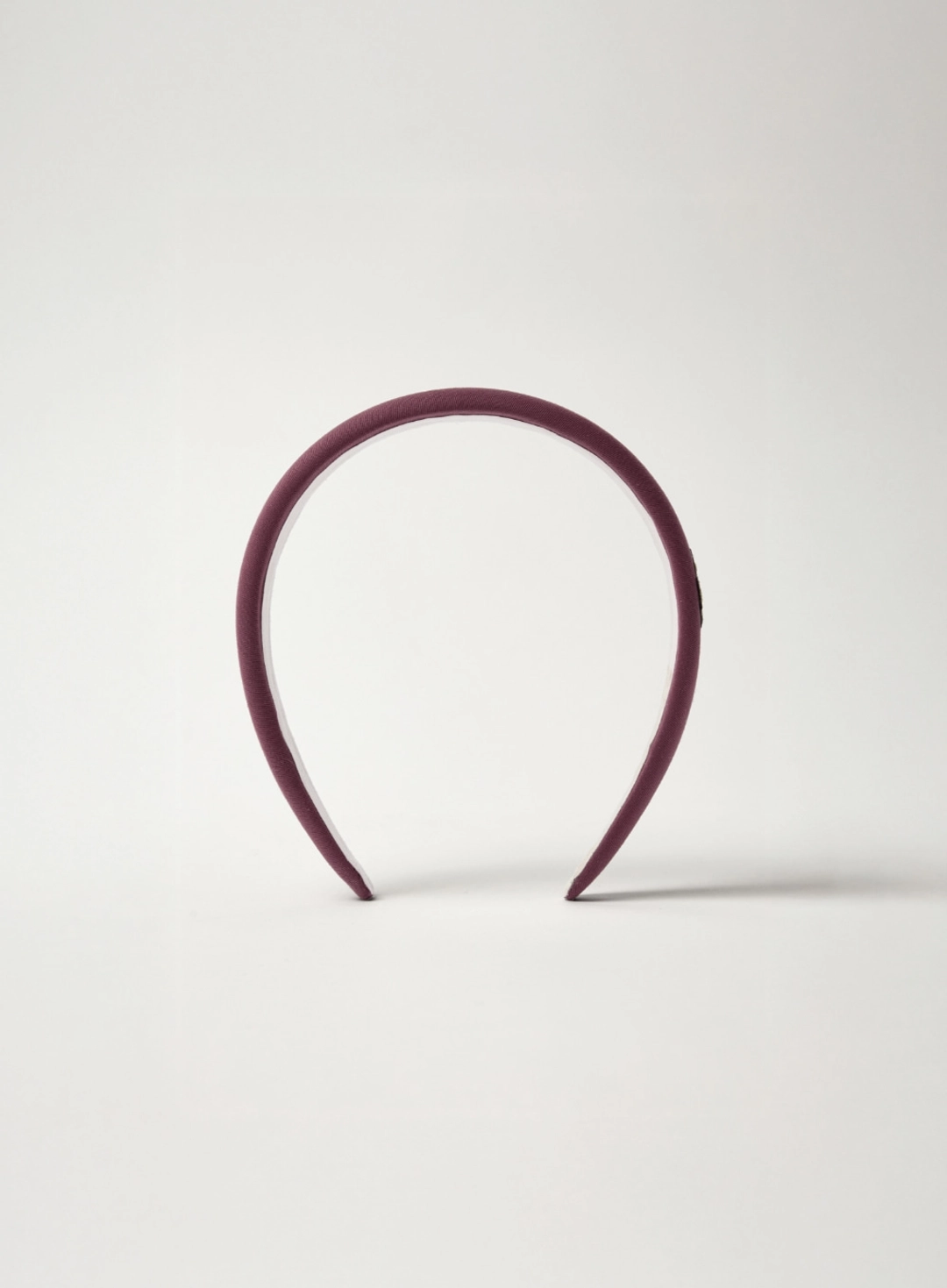 세터 [신예은 Pick] (W) Crest Logo Hairband - Burgundy 상품 이미지 2