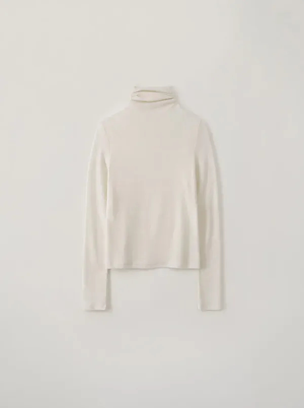 LETTUCE ROLL NECK_IVORY