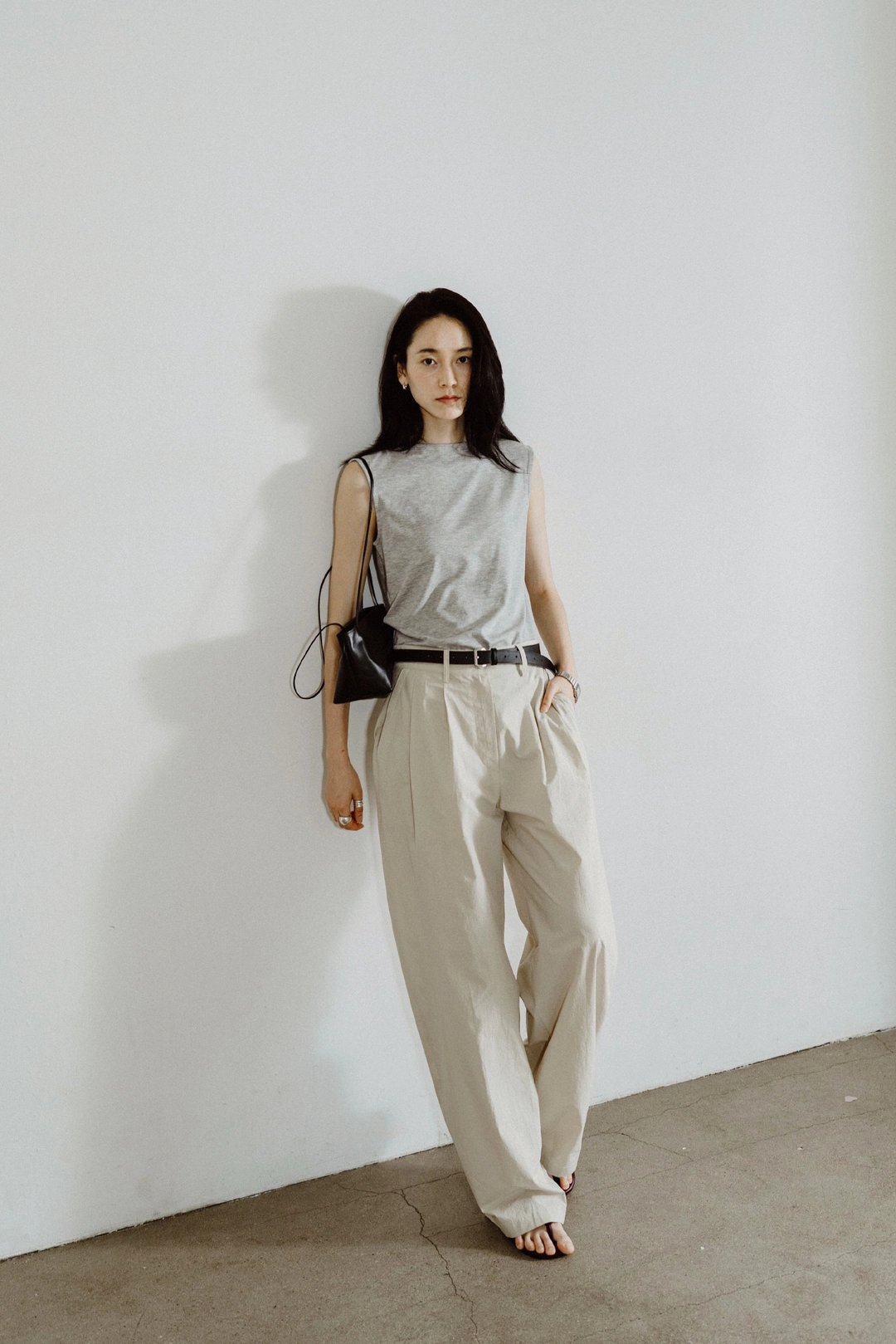 스앨더 30870_Premium double-tuck cotton wide trousers 상품 이미지 1