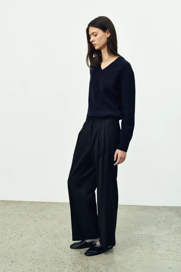 MANOLO PINTUCK SLACKS / BLACK