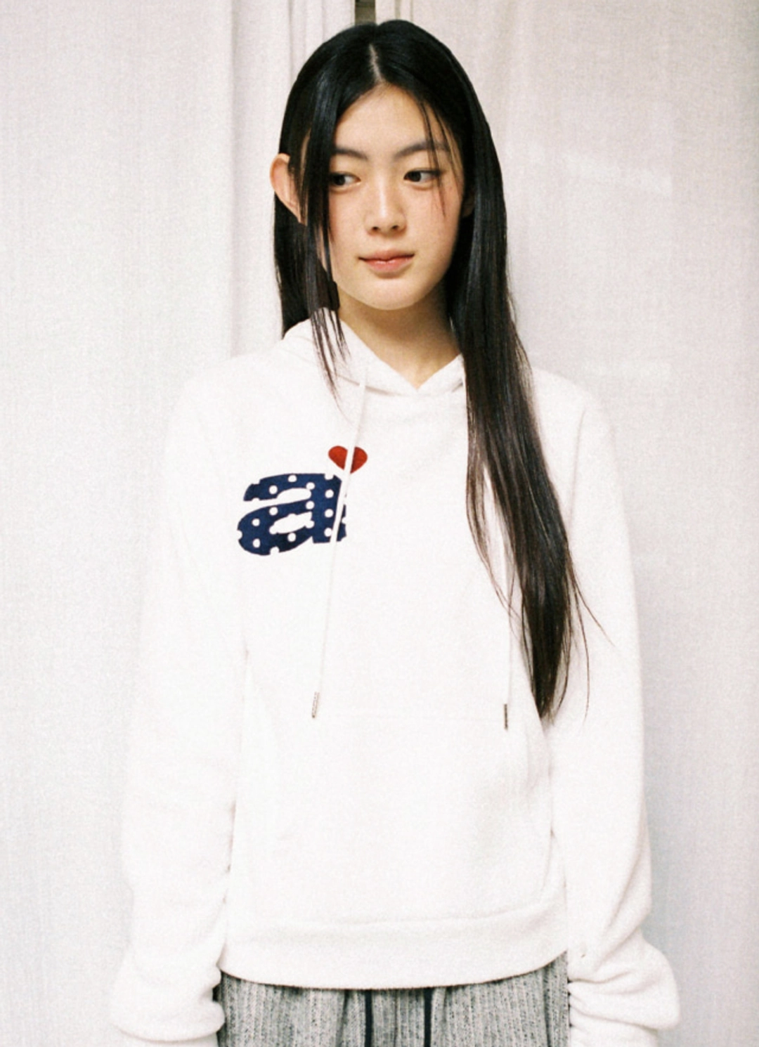 에이이에이이 DOT SMALL LETTER FLEECE HOODIE [BROWN] 상품 이미지 2