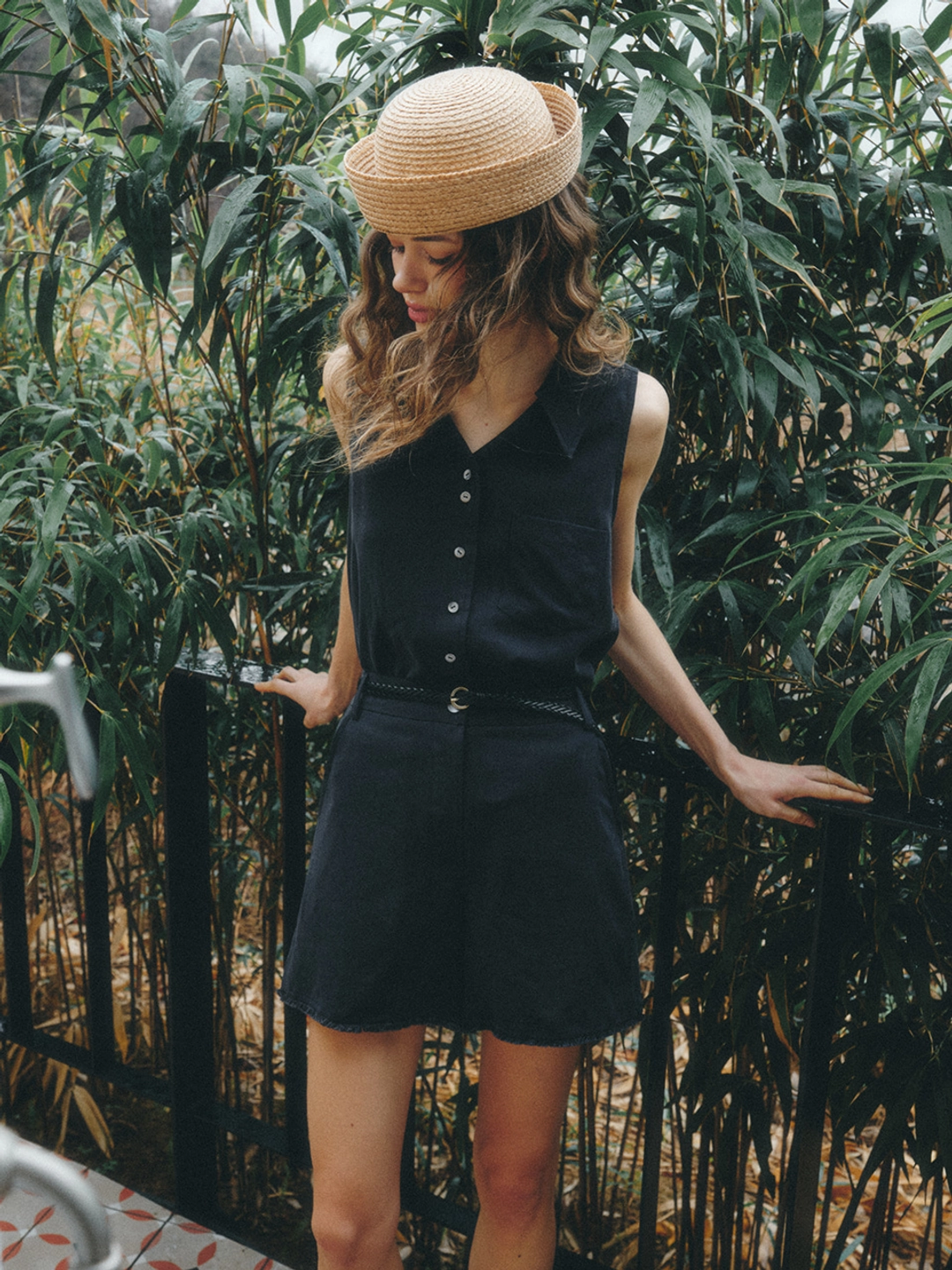 르니나 CARLIN linen belted shorts_navy 상품 이미지 3