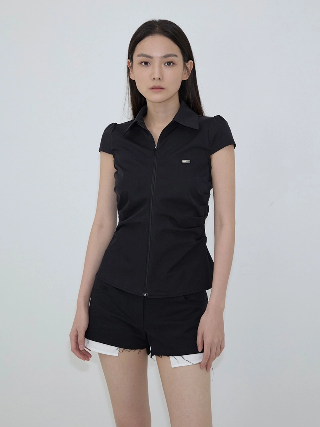 이네기 Drape Cap Sleeve Zip Shirt (black) 상품 이미지 1