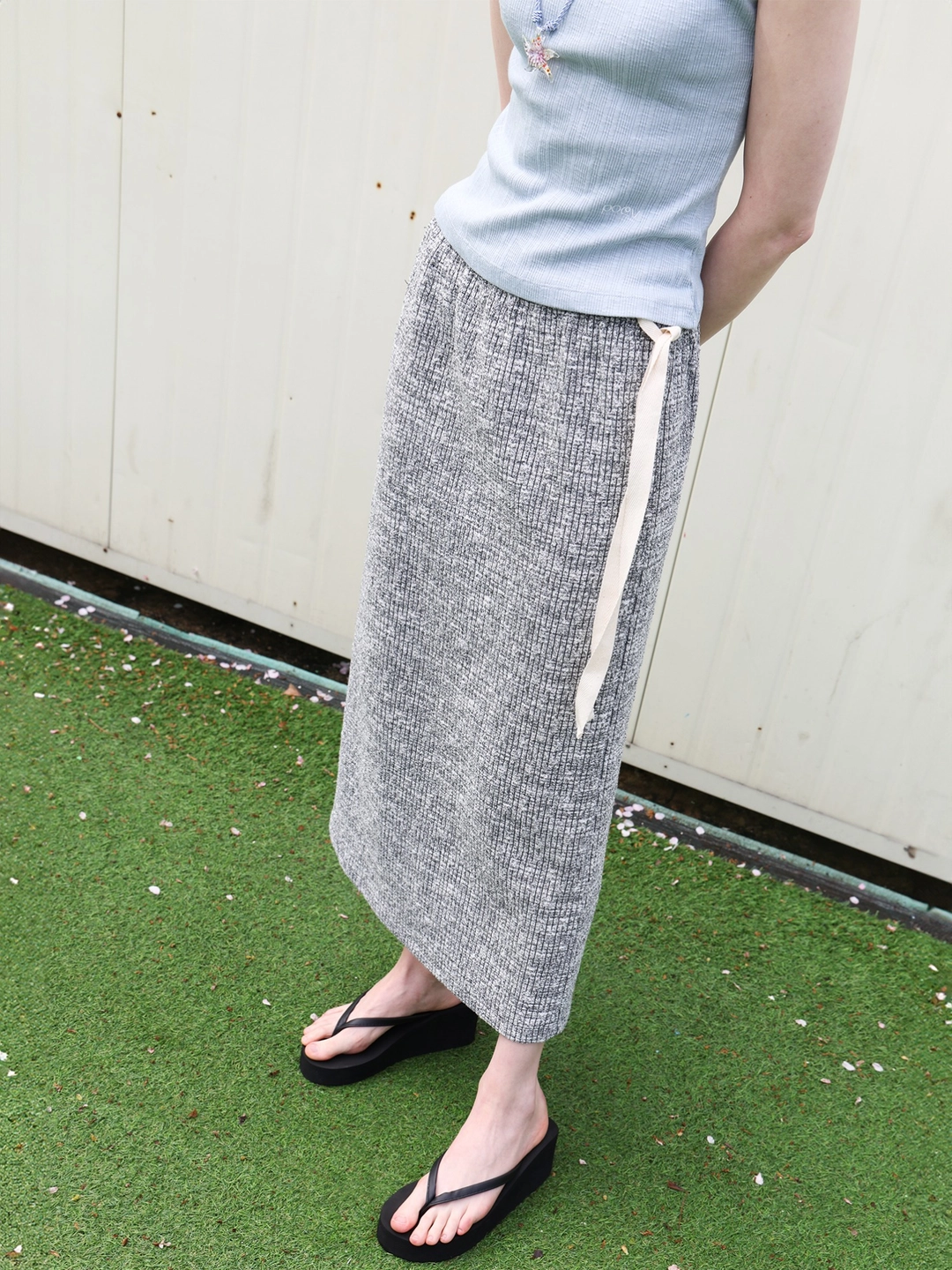 포에브 Melange Knit Long Skirt - Dark Grey 상품 이미지 2