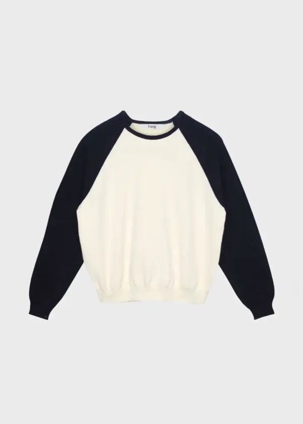 4th) a chewy sweater (navy)