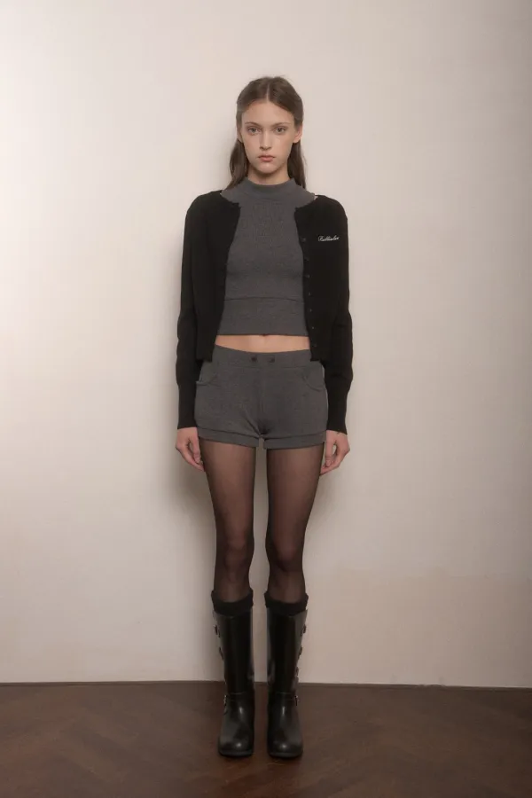 Hari button shorts