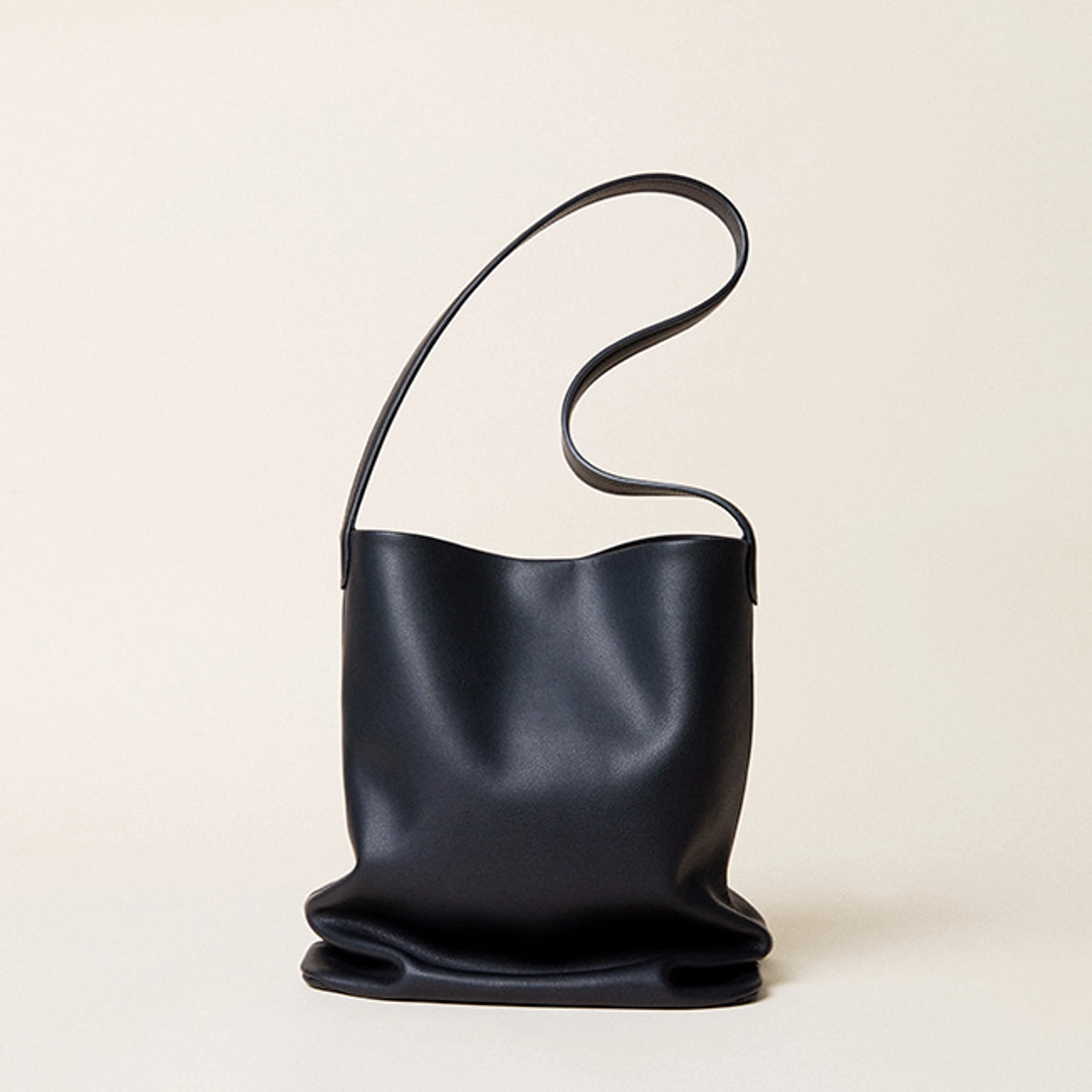 애테 PUG TOTE_BLACK 상품 이미지 1