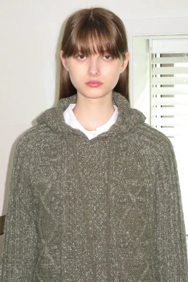 Cable Knit Hood (Khaki)