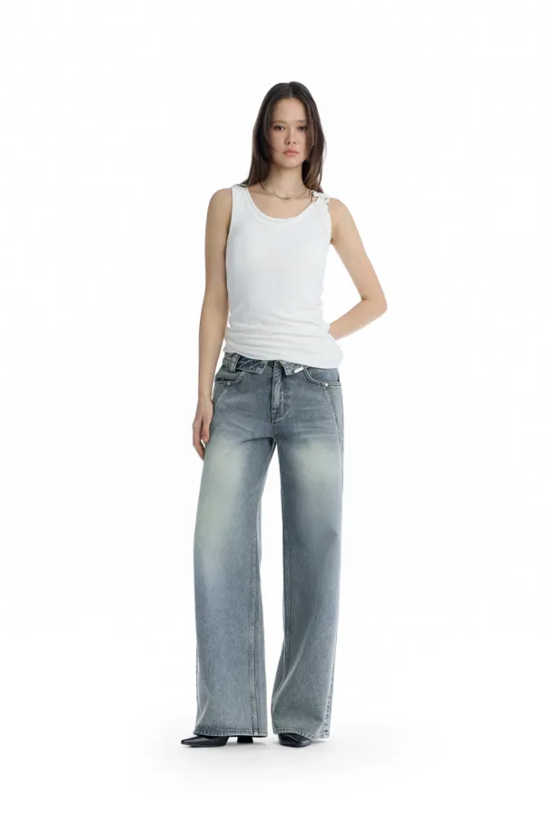 Double Layered Ring Sleeveless Top [ White ]