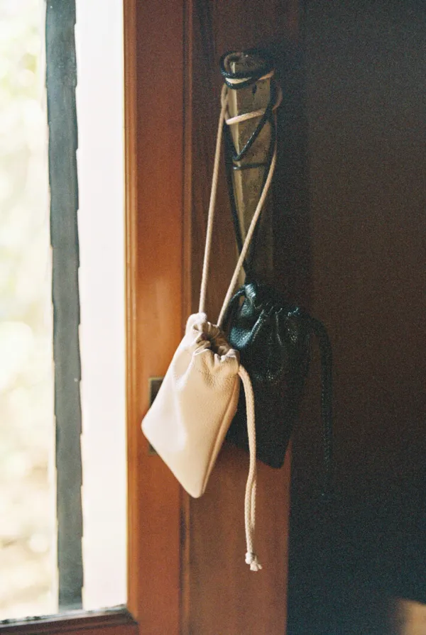 SOFT LEATHER GLASSES CASE - IVORY