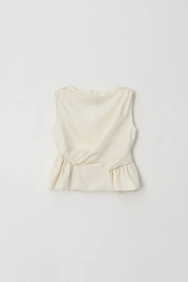 [2차] Sleeveless Flounce Blouse (cream)