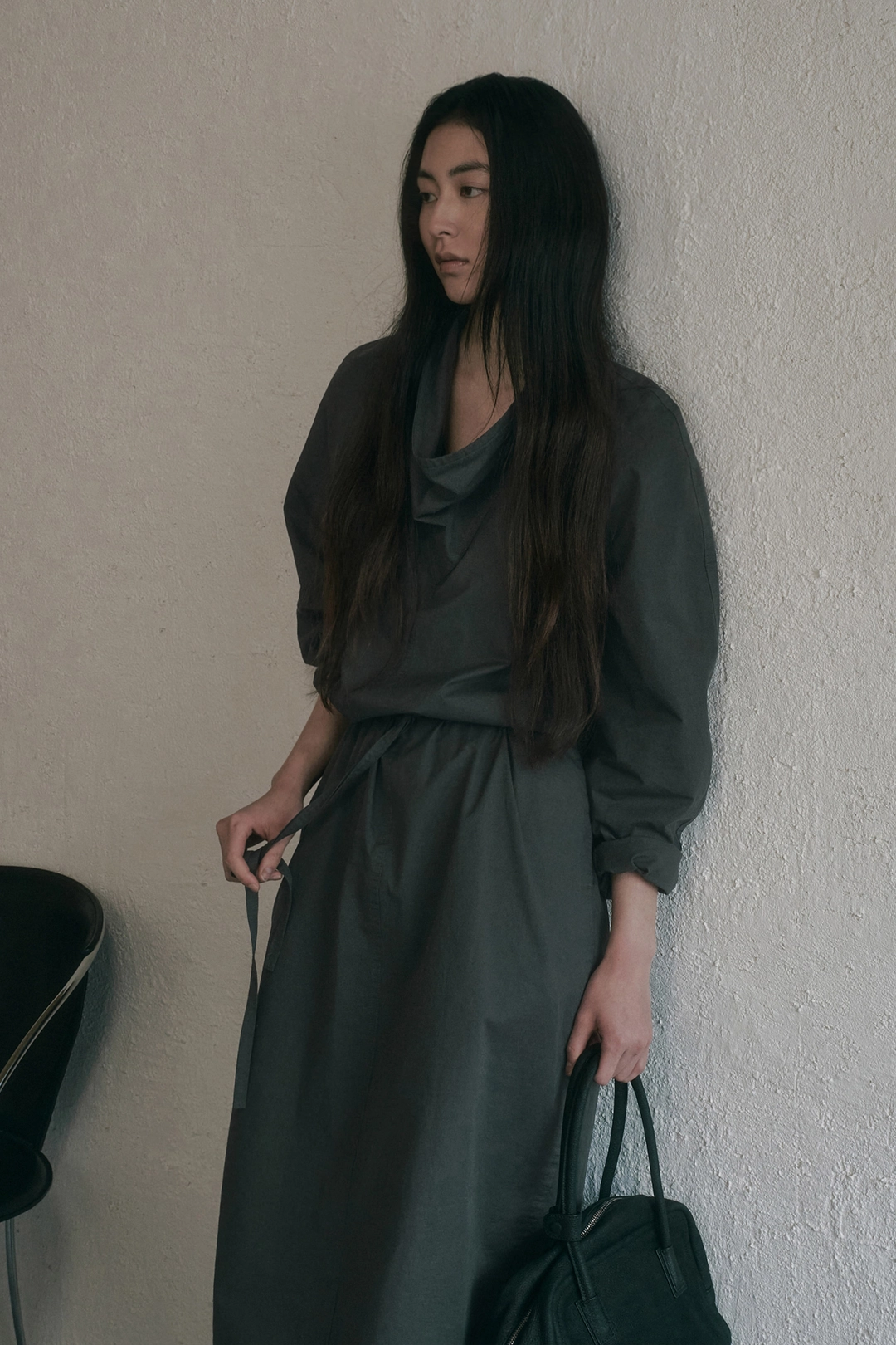 세이지먼트 TYDLE DRAPED STRAP LONG DRESS_CHARCOAL 상품 이미지 2