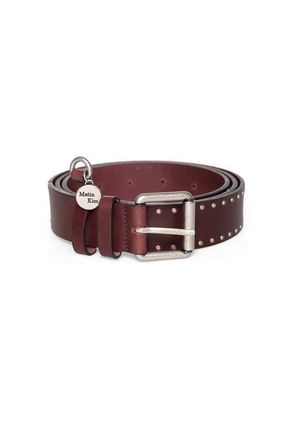 MINI DOT STUD LEATHER BELT IN WINE