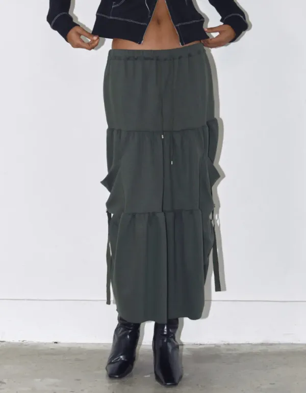 SHIRRING STRAP CARGO SKIRT, KHAKI