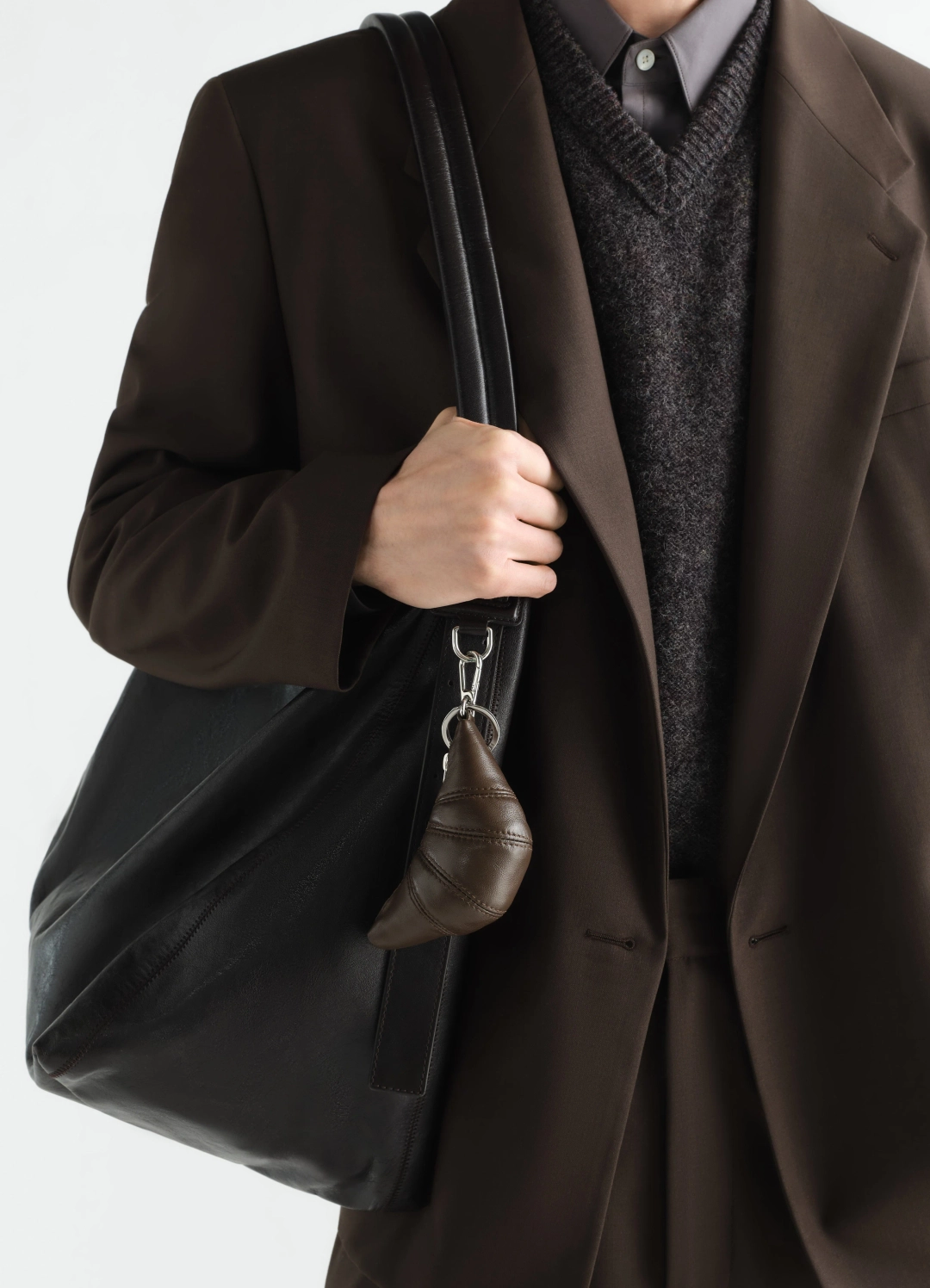 르메르 MINI CROISSANT KEYRING IN LEATHER 상품 이미지 2