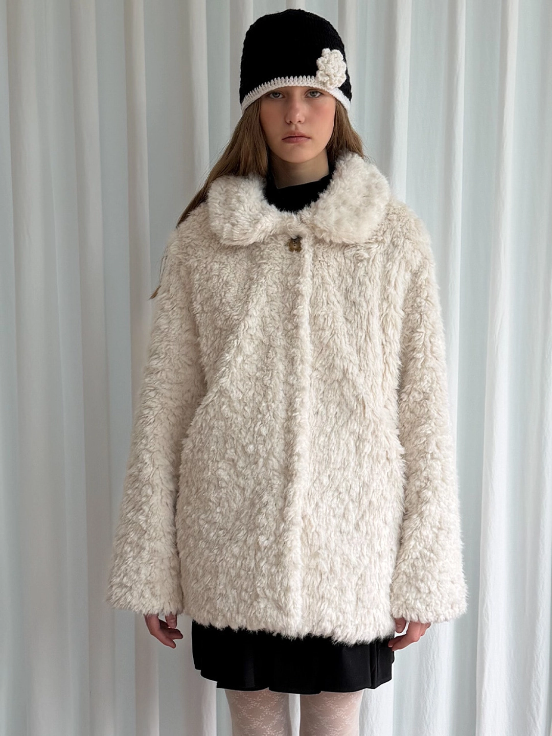 쏘이르 ROUND COLLAR FUR COAT - IVORY 상품 이미지 2
