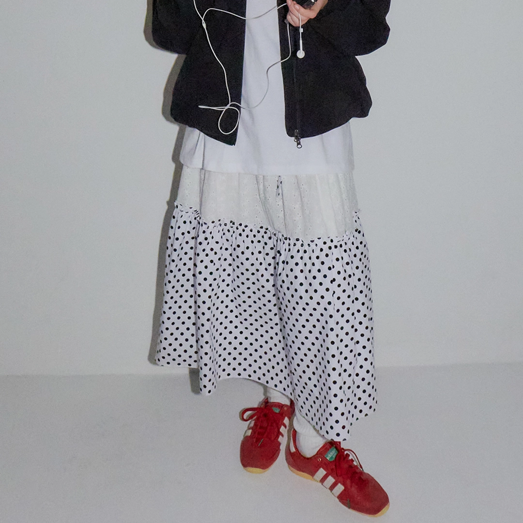 론론 DOT LACE MIX PATCH CANCAN LONG SKIRT WHITE 상품 이미지 1