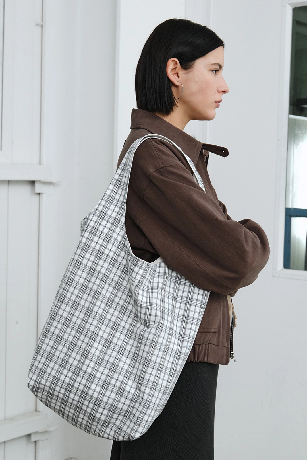 브렌다 브렌든 greenwich reversible bag - ivory 상품 이미지 2