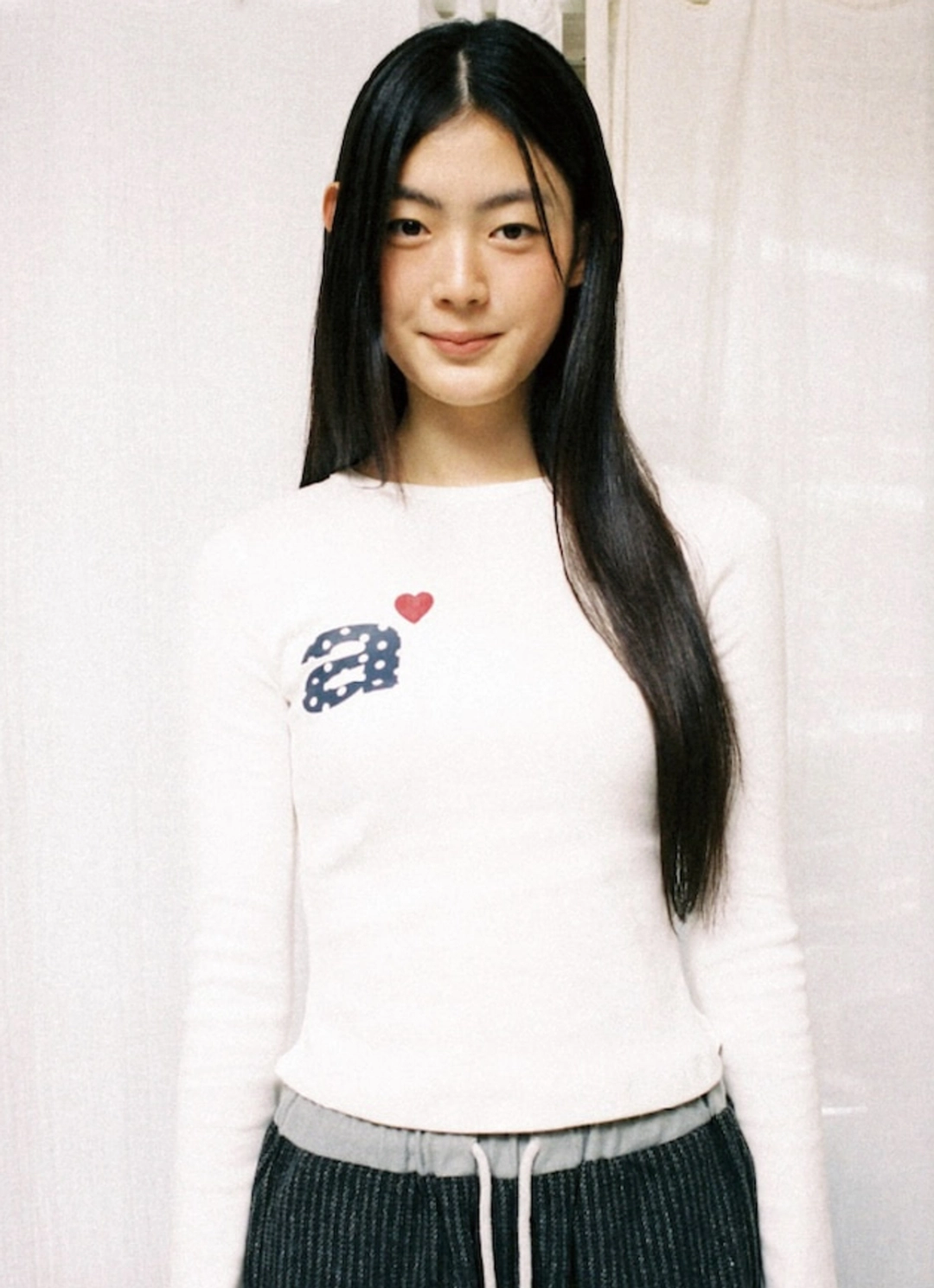 에이이에이이 DOT SMALL LETTER L/S [WHITE] 상품 이미지 2