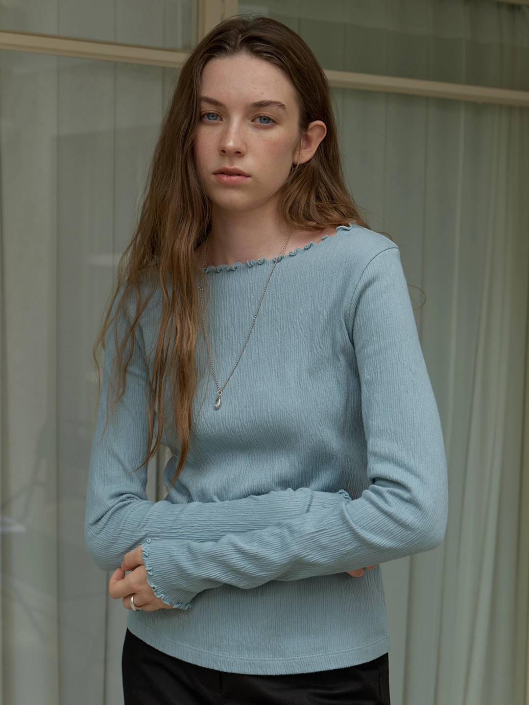 어몽 A WRINKLE TEXTURE T-SHIRT_LIGHT BLUE 상품 이미지 3