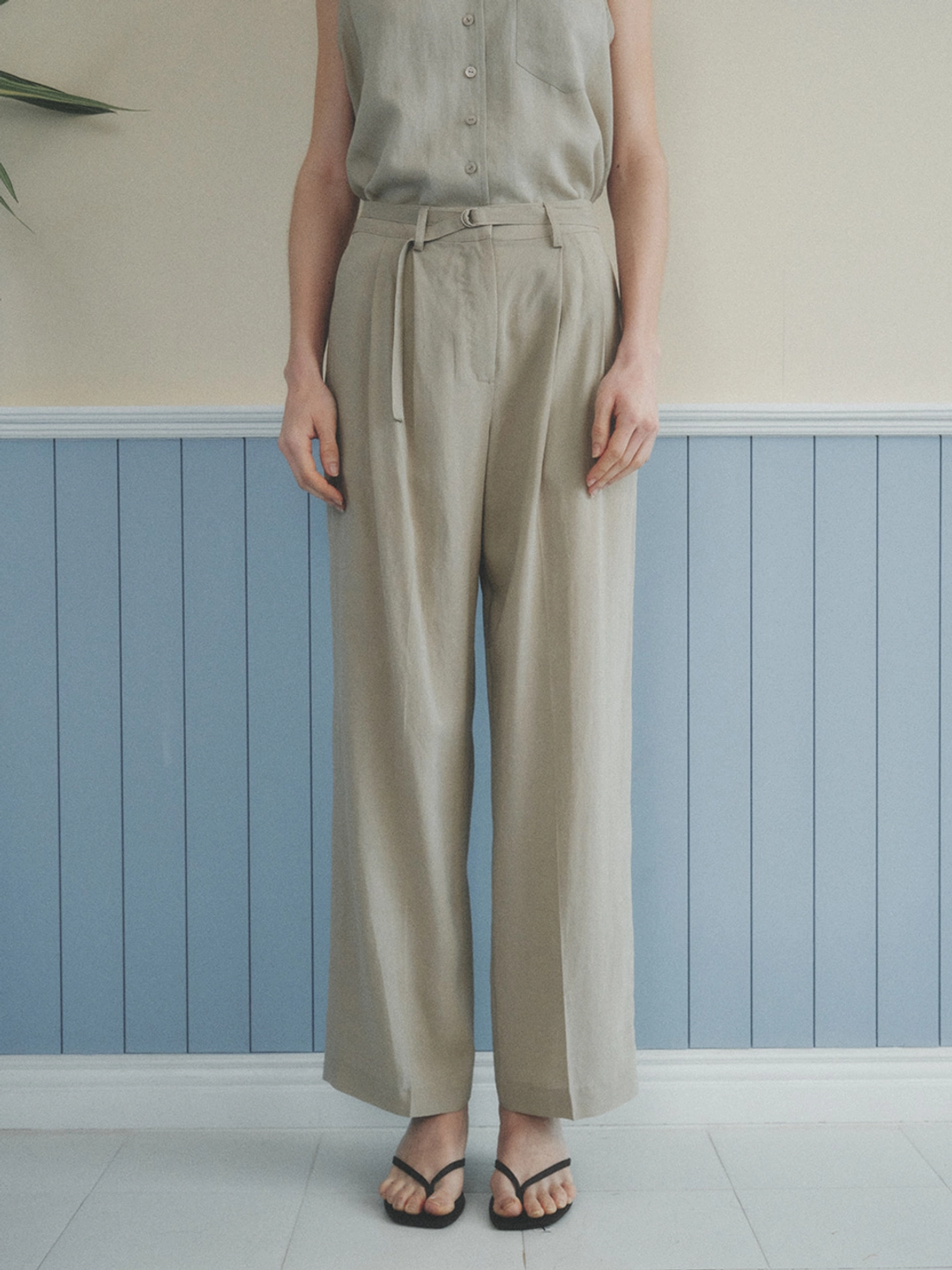 르니나 ROMAN linen two-tuck wide pants_khaki 상품 이미지 2
