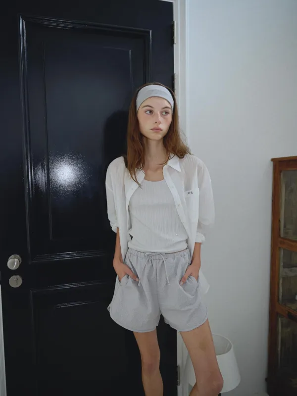 Seersucker shorts ( gray )