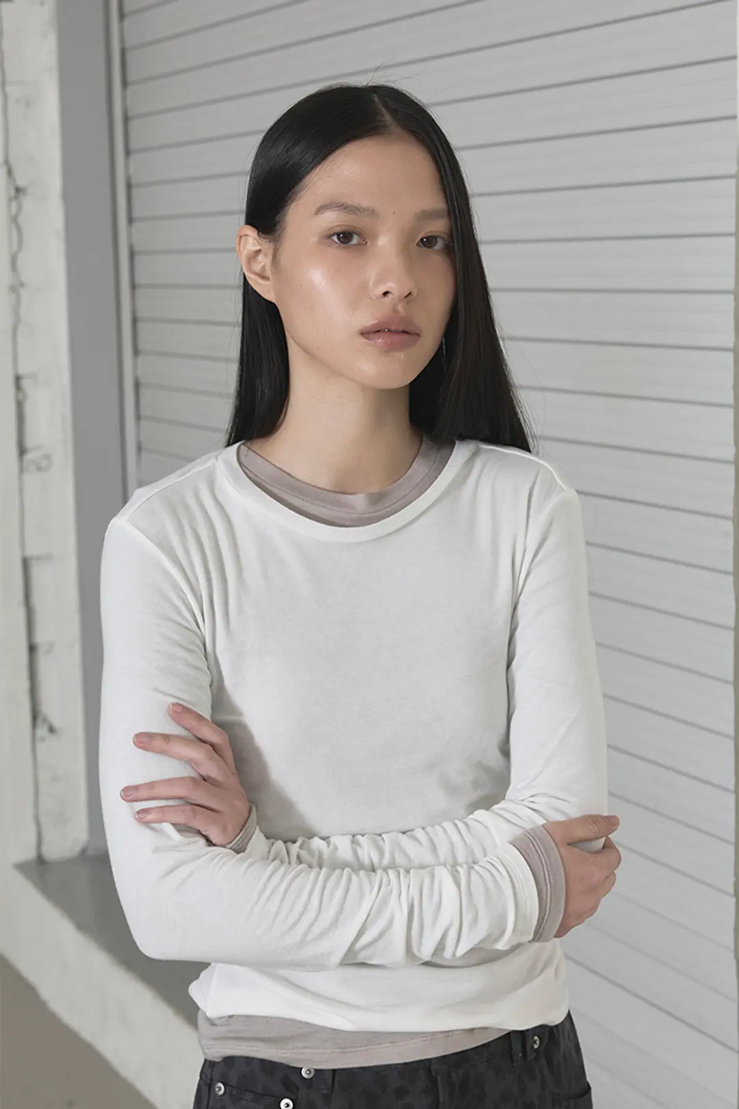 오데스 FRENCH WOOL TENCEL TEE - OFF WHITE 상품 이미지 2