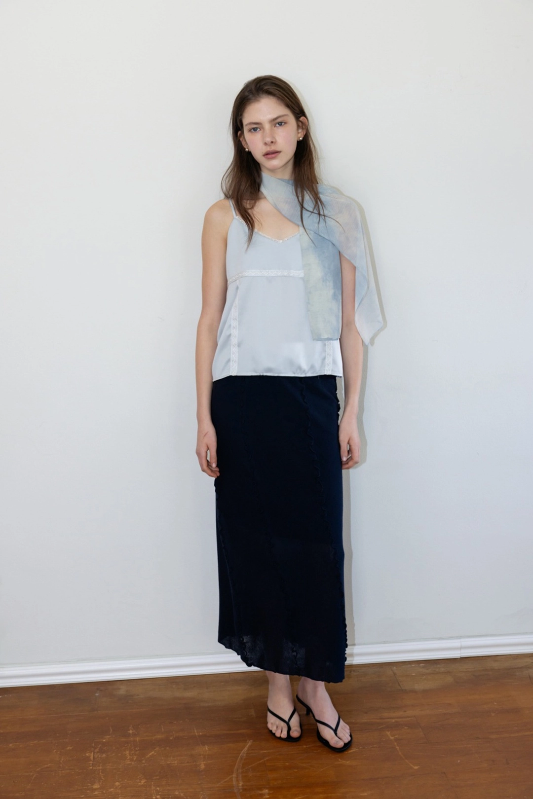 더릴 Letter Line Knit Skirt_Navy 상품 이미지 1