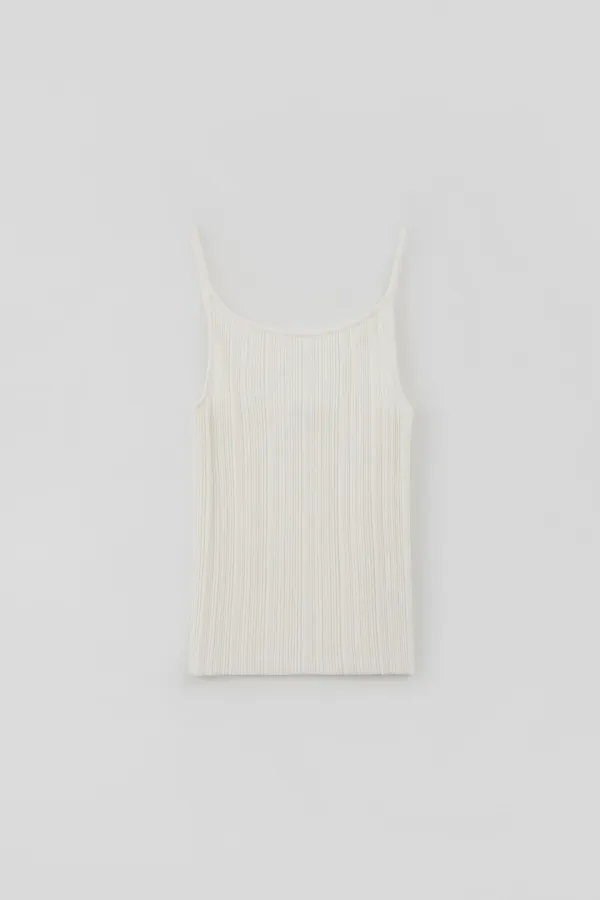Sleeveless Pleats Knit Top_Ivory
