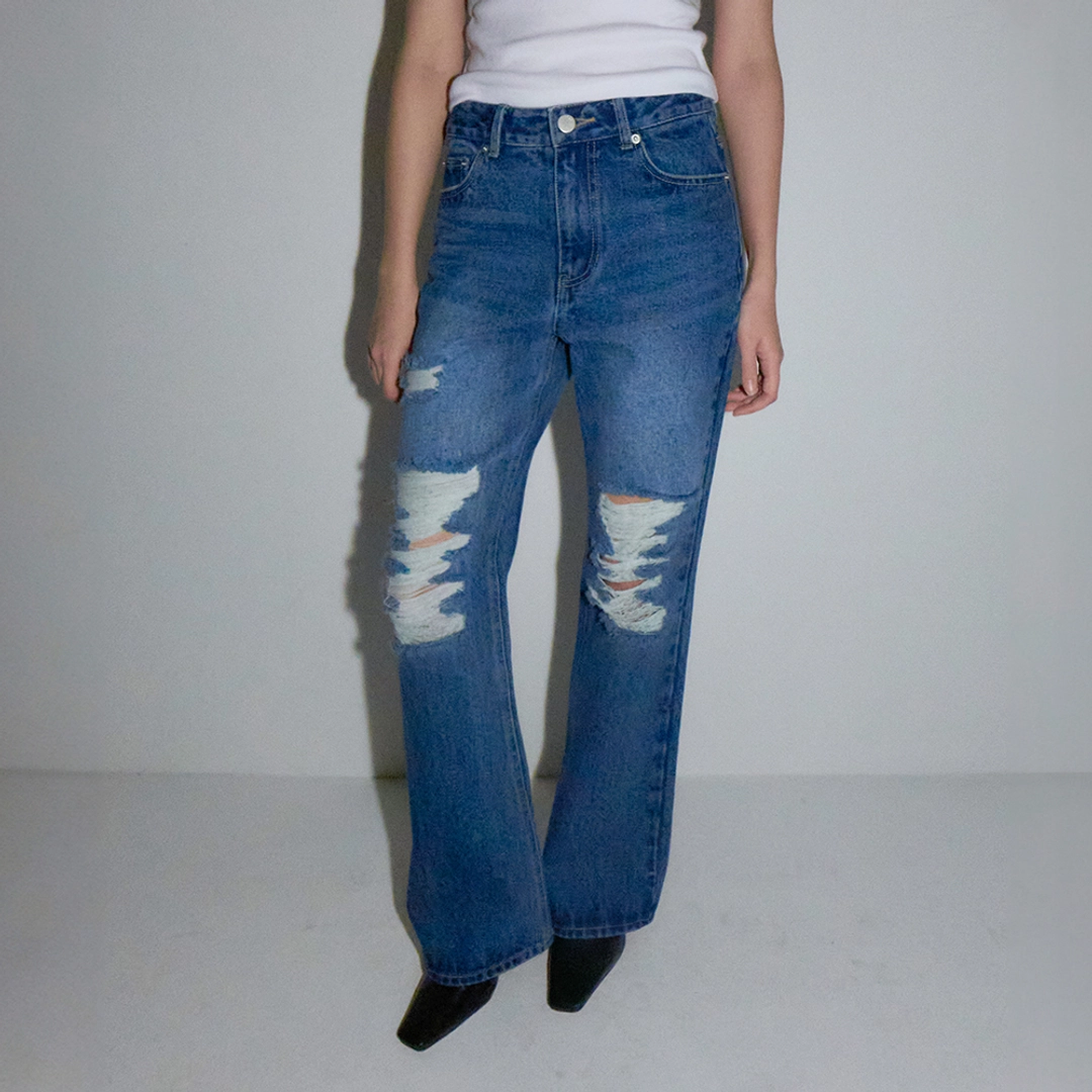 론론 DAMAGE BOOTSCUT DENIM PANTS MEDIUM BLUE 상품 이미지 2