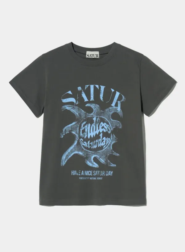(W) Sun Retro Graphic T-Shirt - Charcoal Blue