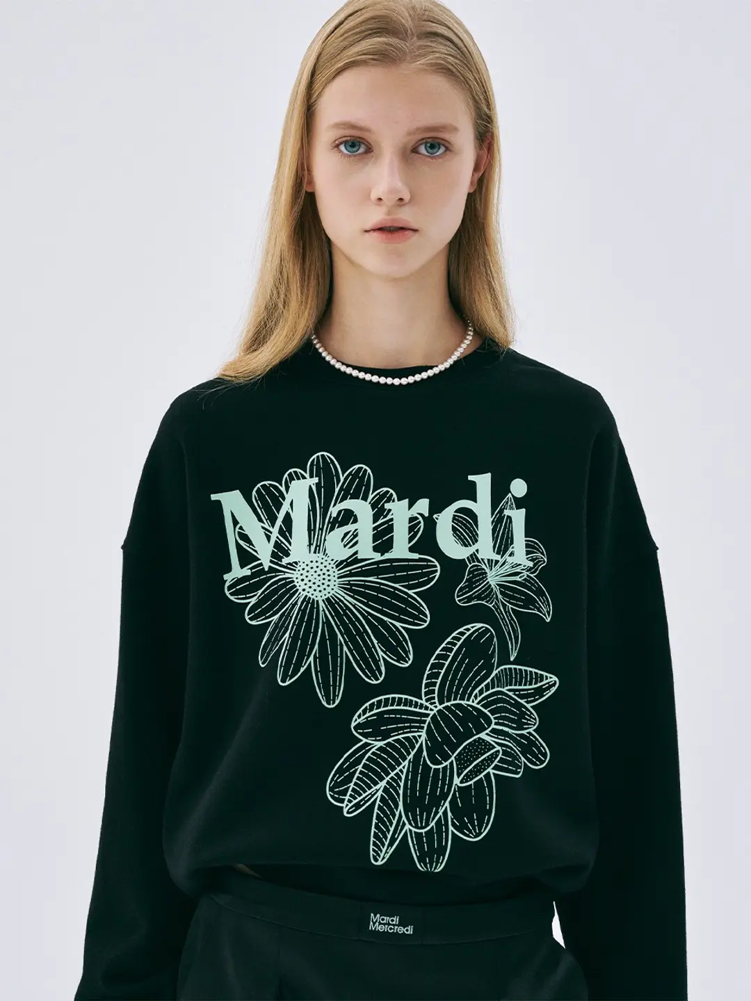 마르디 메크르디 SWEATSHIRT TRIPLE FLOWER_BLACK MINT 상품 이미지 2