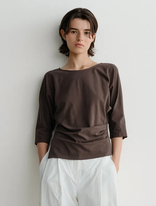 Tilt Tuck T-Shirt (Brown)