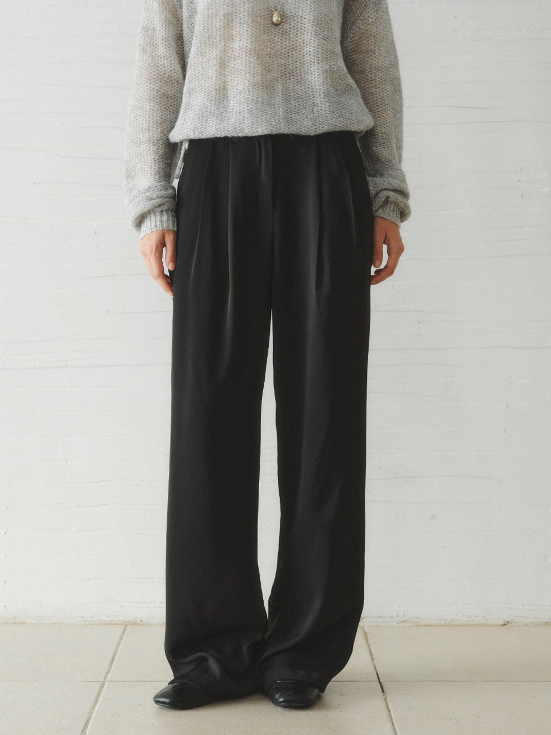 르니나 CELLO two-tuck wide pants_black 상품 이미지 2