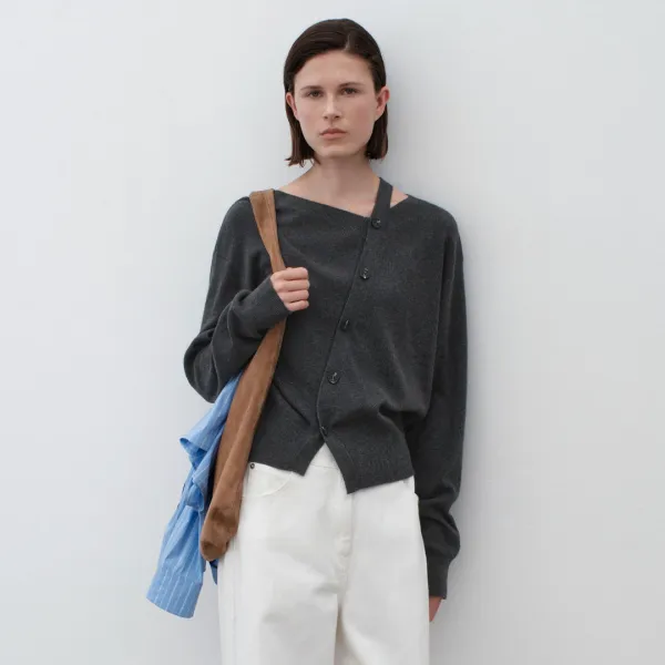 (Z-T-7131)CUTOUT OBLIQUE KNIT