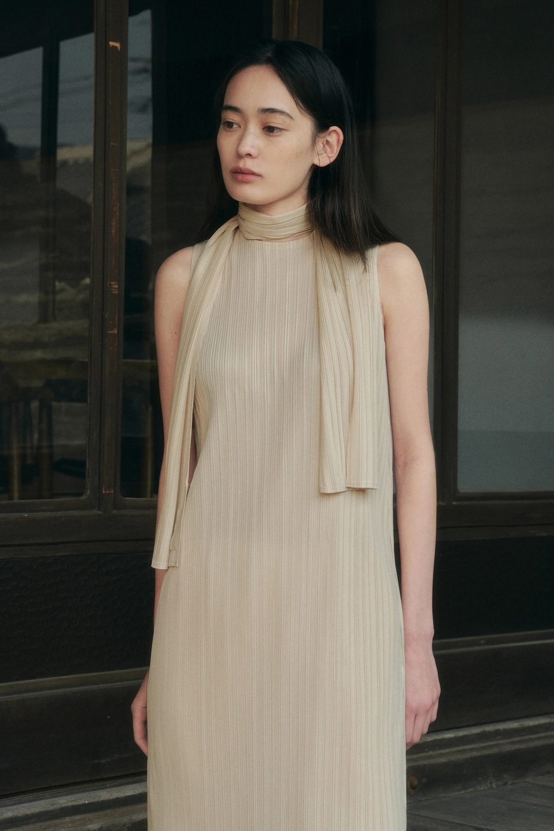 세이지먼트 LYRA LINE PLEATED SCARF_CREAM 상품 이미지 2