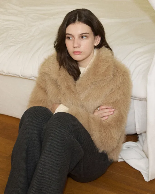 Mute faux fur jacket - ash beige